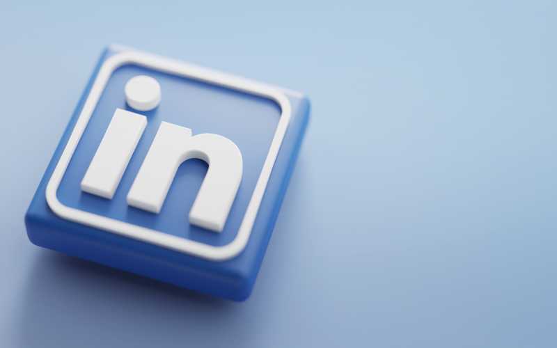 LinkedIn-Etiquette-Tips-To-Build-A-Professional-Network